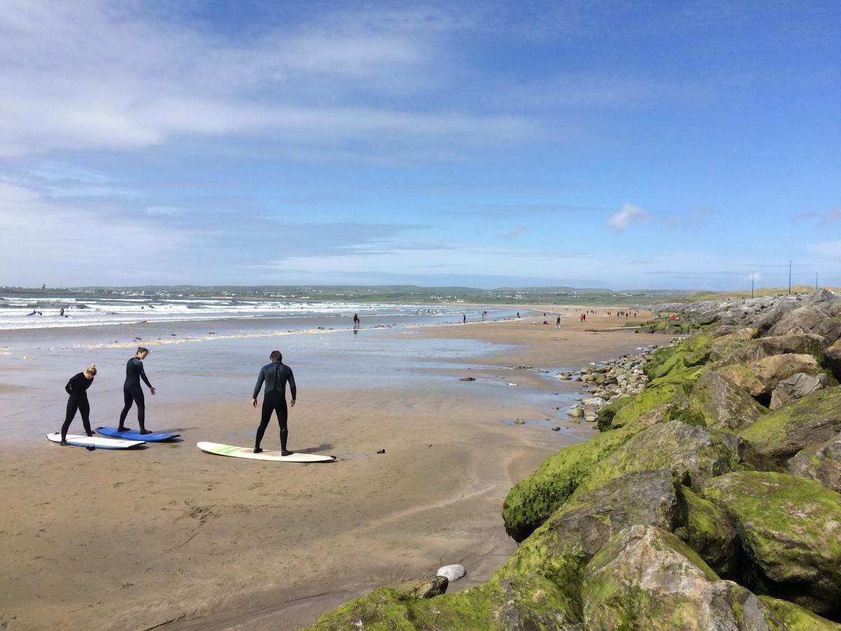 Lehinch Lodge Lahinch Buitenkant foto